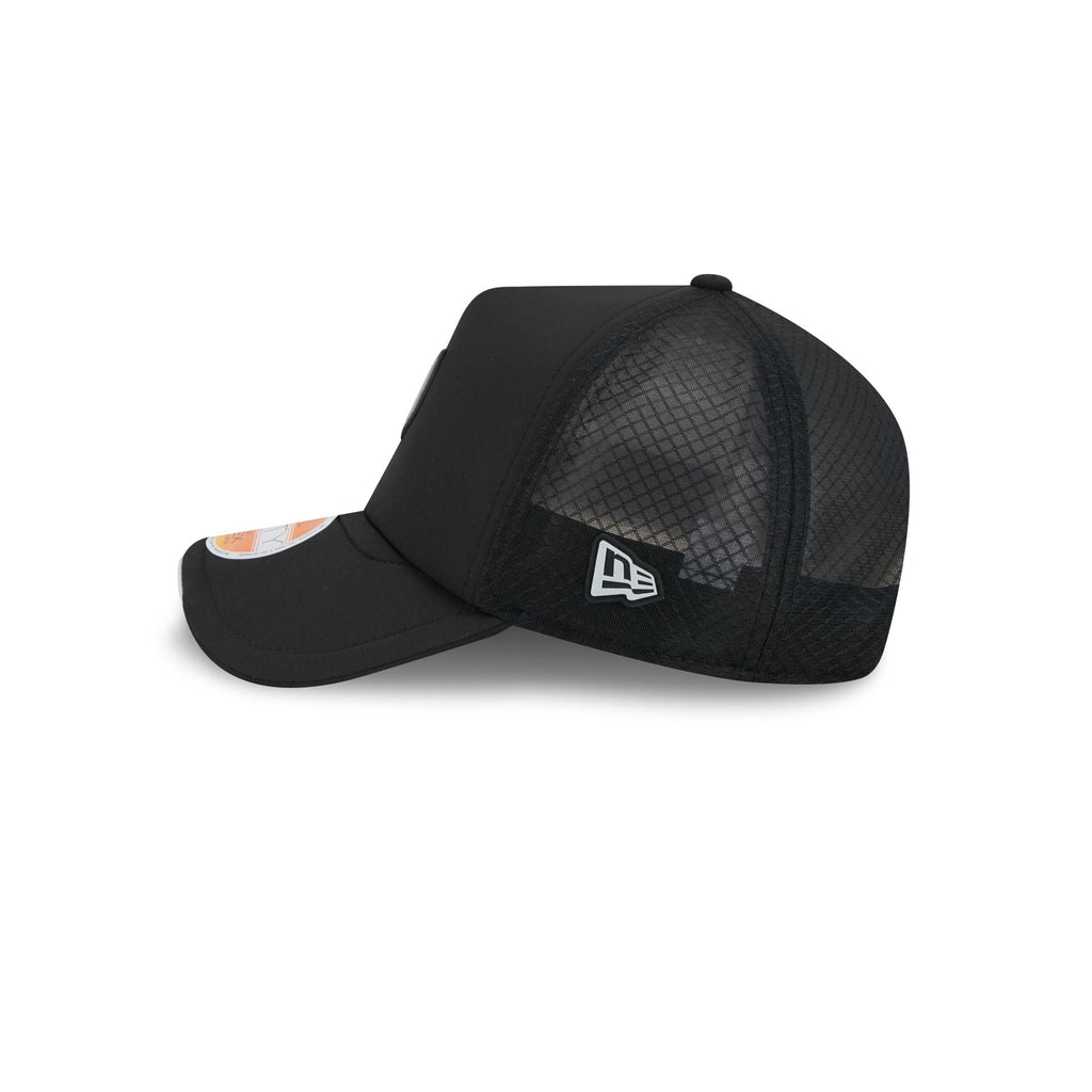 Las Vegas Raiders 2026 Sideline 9FORTY APEX Trucker Hat