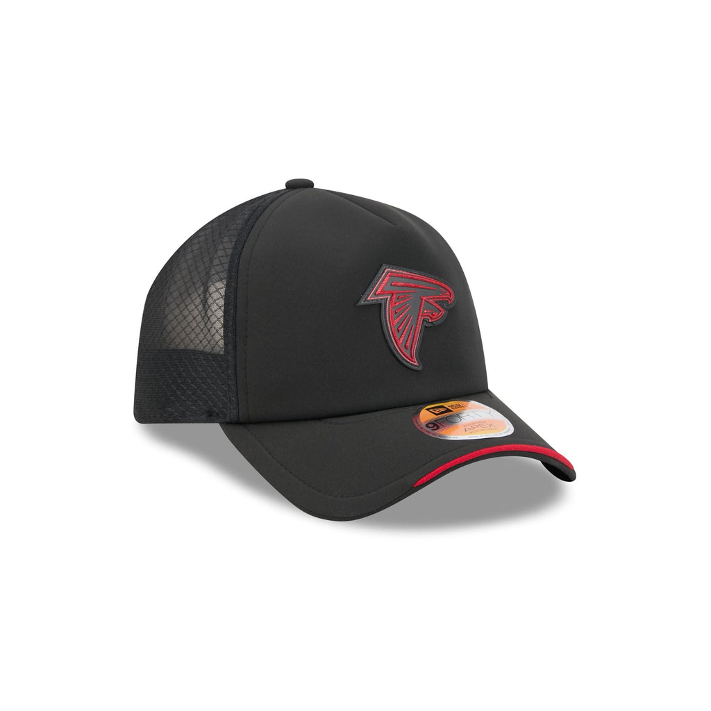 Atlanta Falcons 2026 Sideline 9FORTY APEX Trucker Hat
