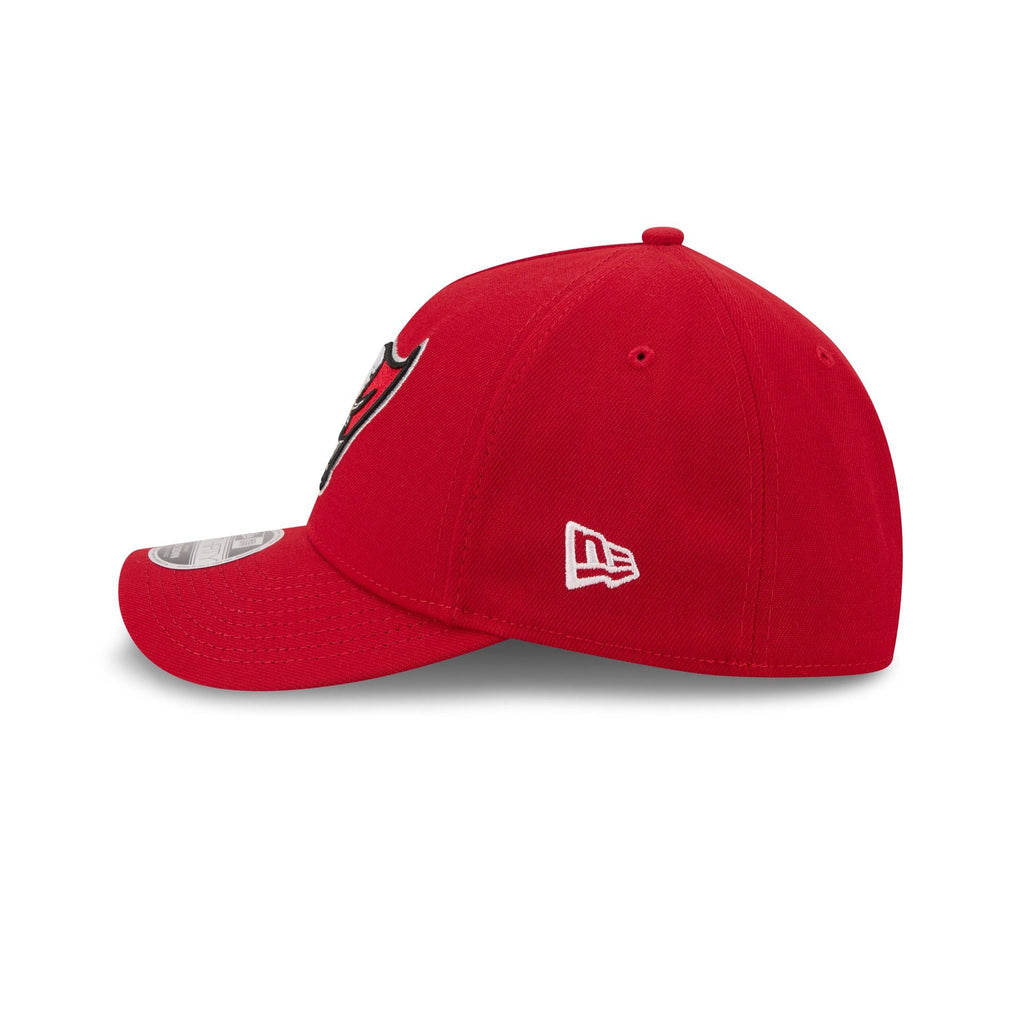 Tampa Bay Buccaneers Poly 39THIRTY M-Crown A-Frame Stretch Fit Hat